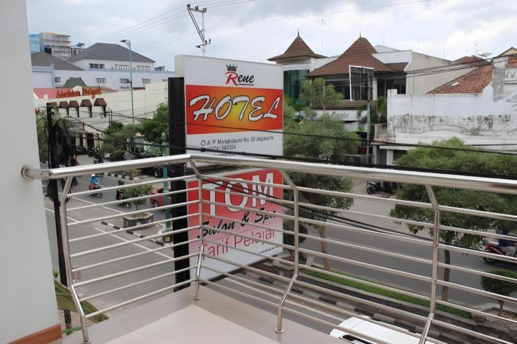 Rene Hotel Yogyakarta Esterno foto