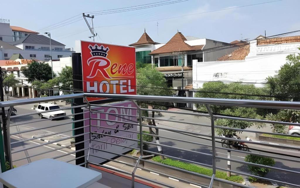 Rene Hotel Yogyakarta Esterno foto