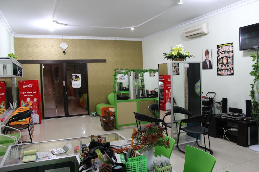 Rene Hotel Yogyakarta Esterno foto