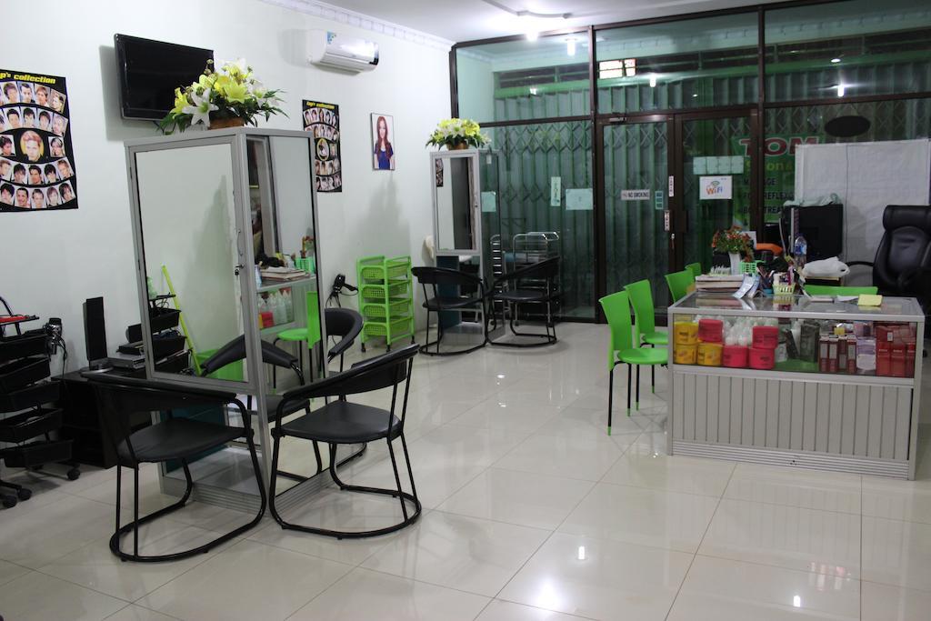 Rene Hotel Yogyakarta Esterno foto