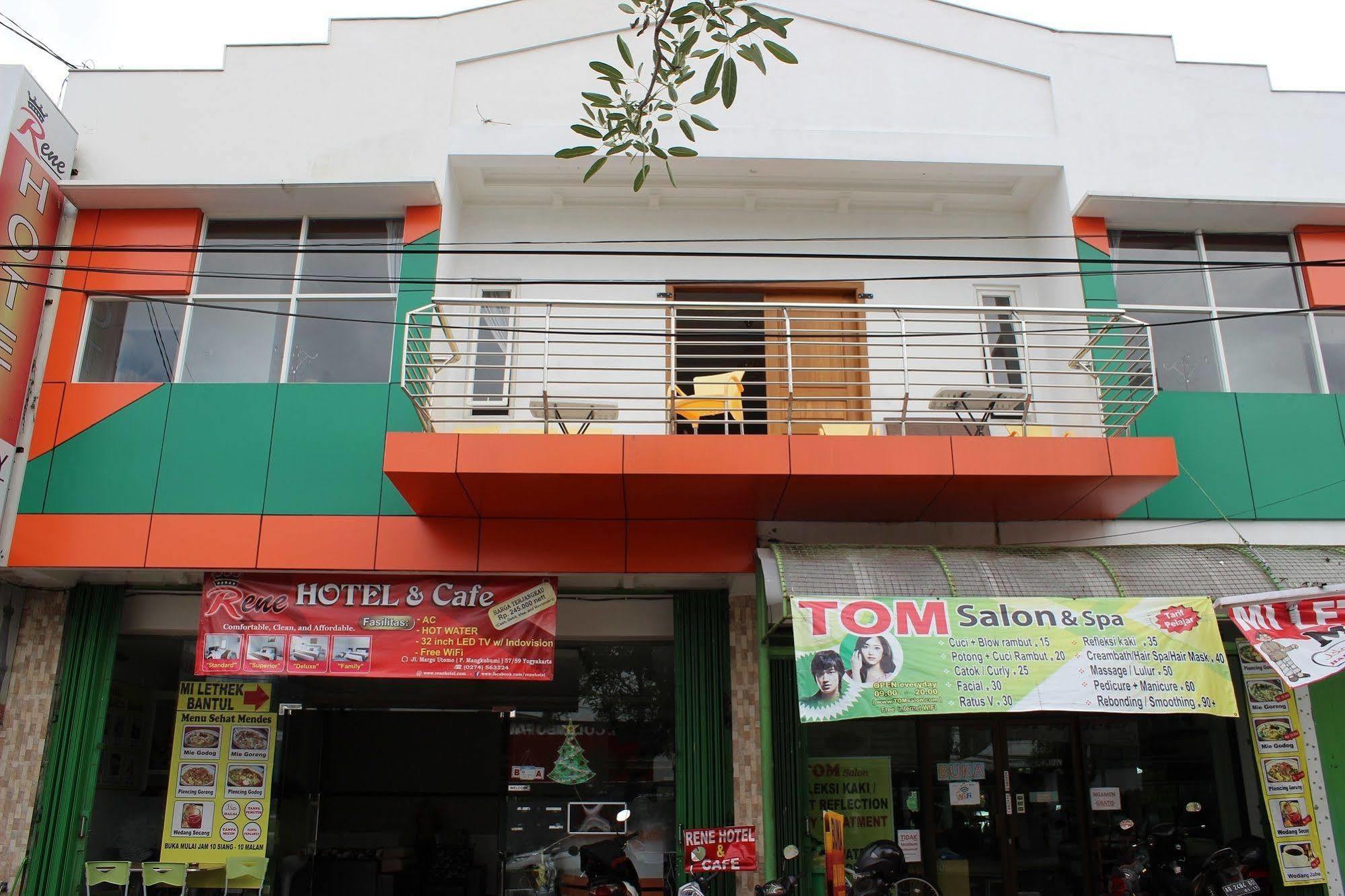 Rene Hotel Yogyakarta Esterno foto