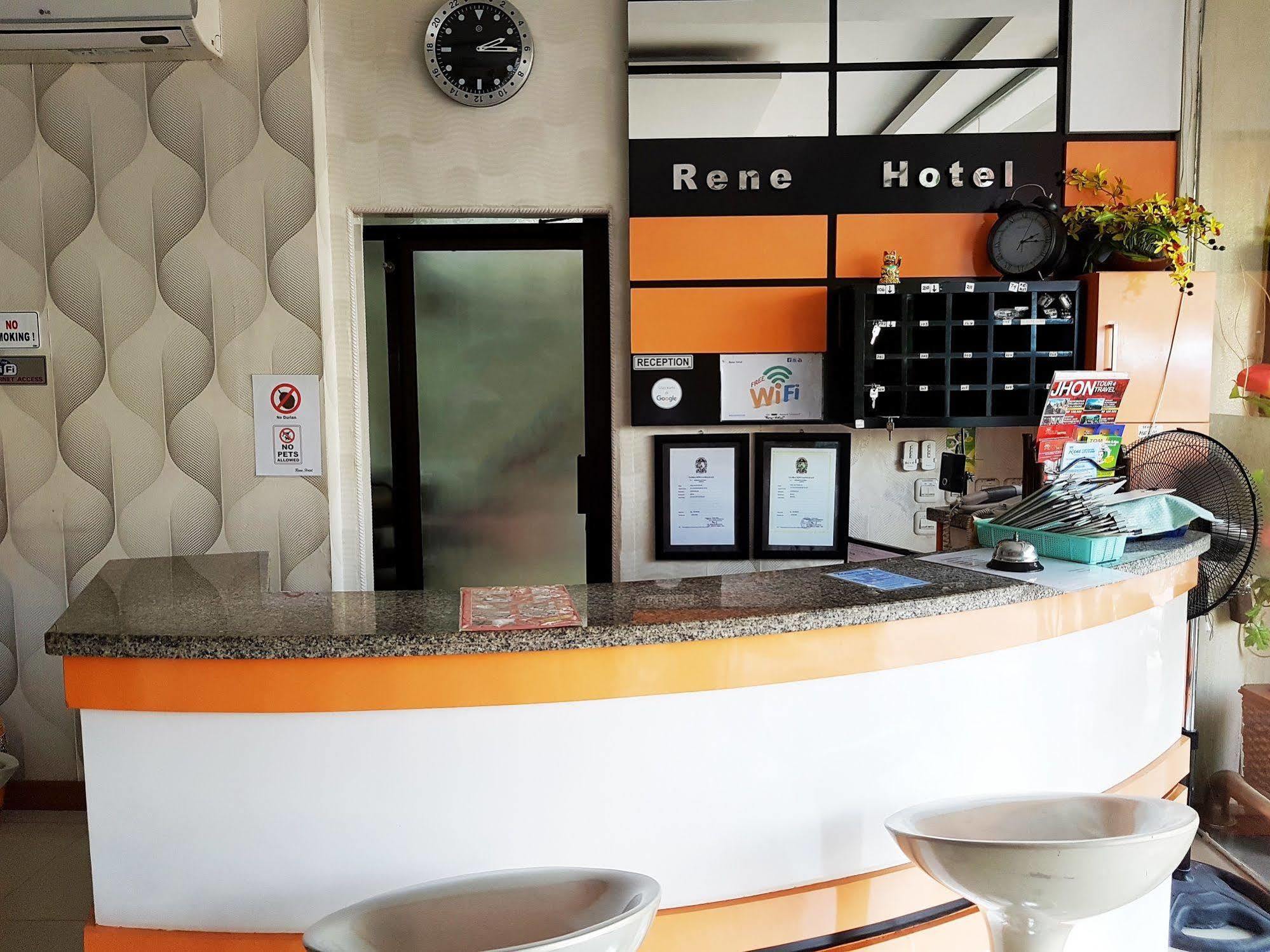 Rene Hotel Yogyakarta Esterno foto
